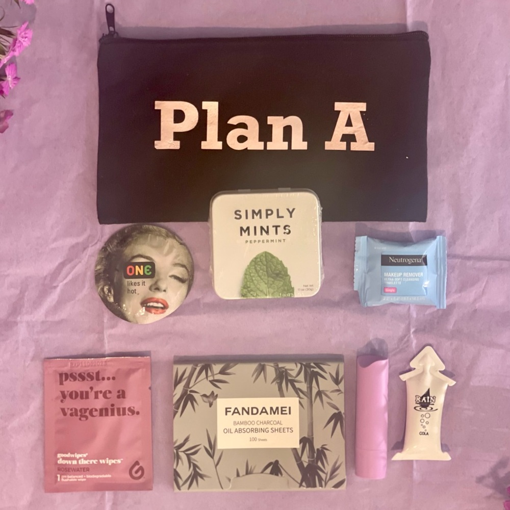 New Drop “PLAN A” bag don’t trust PlanB filled for a great night over ❤️💋Xoxo💋 - Picture 4 of 4